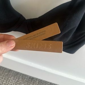 Skims Plunge Bra - 30C - Black - Brand New Unused